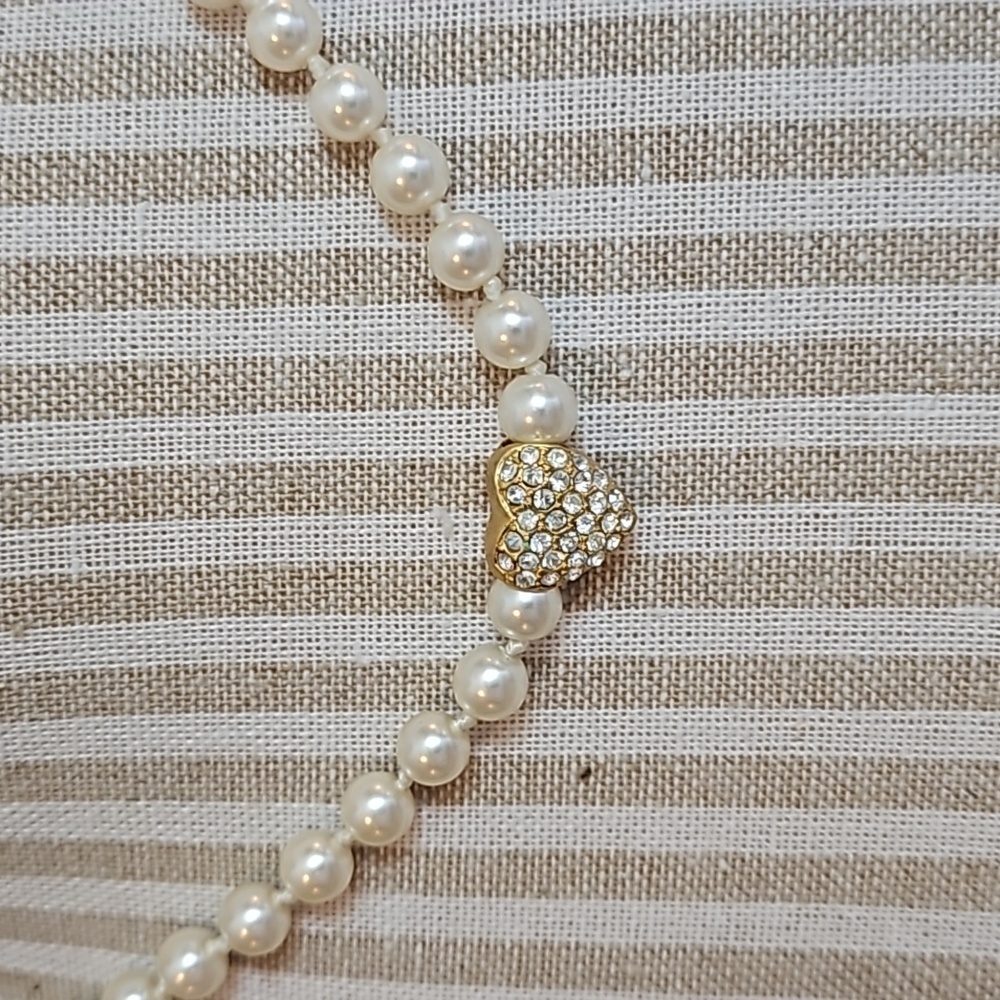Vintage rhinestone necklace heart